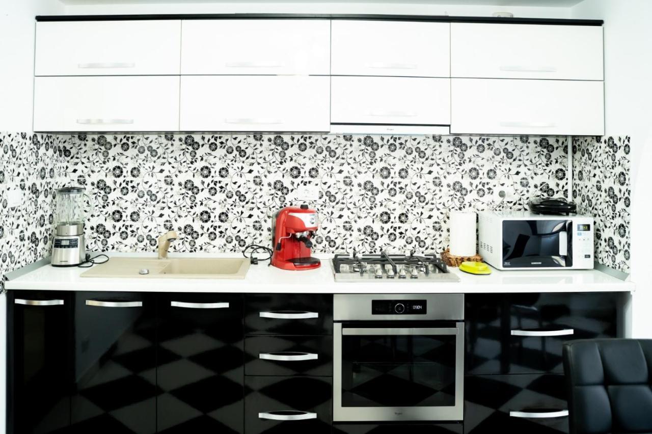 Apartament Luxury Appartement Gura Humorului Buitenkant foto