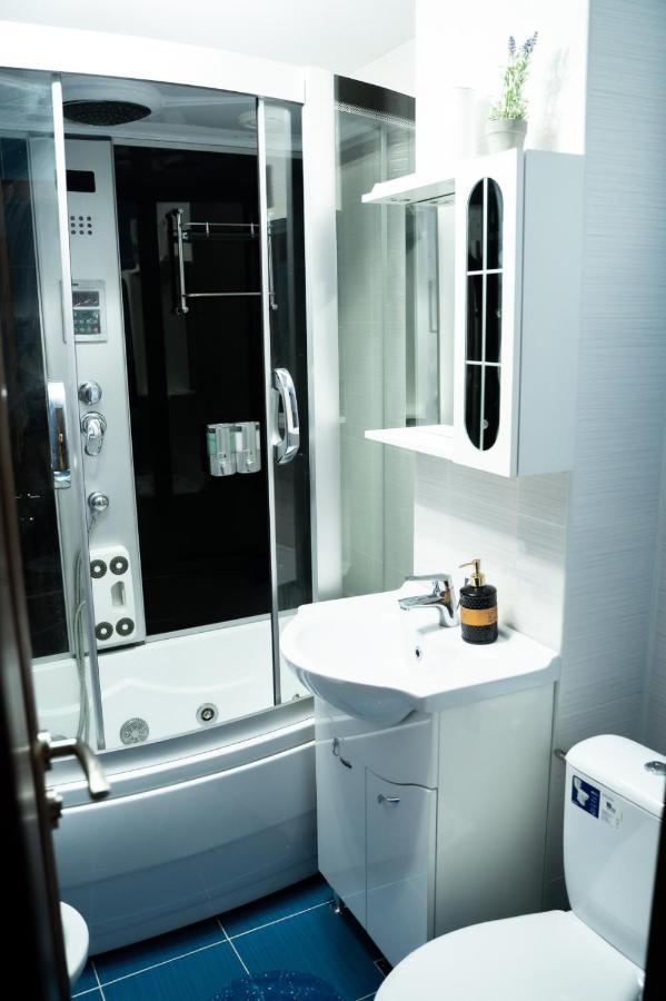 Apartament Luxury Appartement Gura Humorului Buitenkant foto