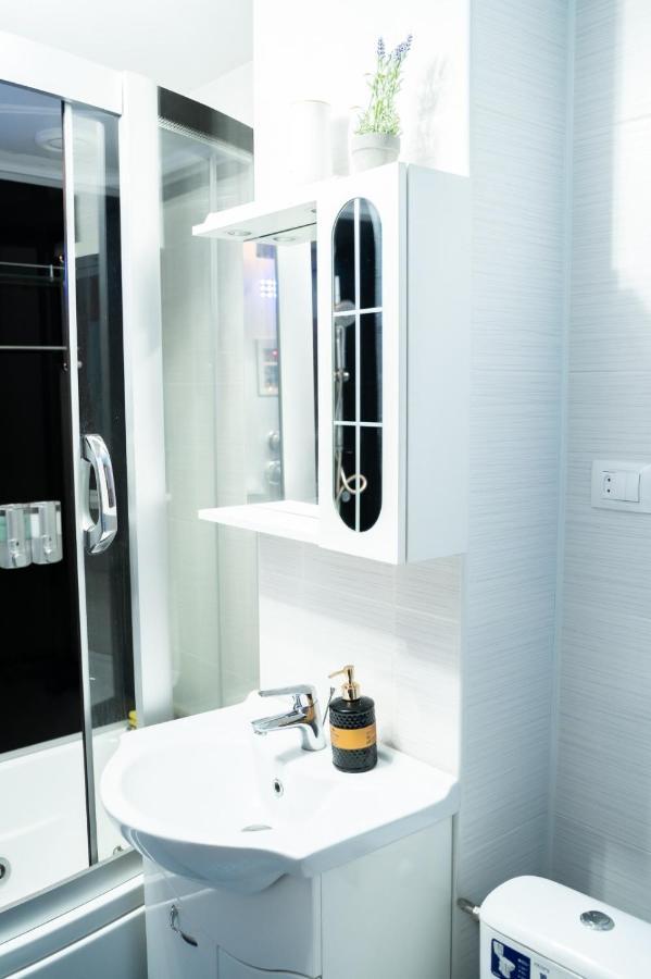 Apartament Luxury Appartement Gura Humorului Buitenkant foto