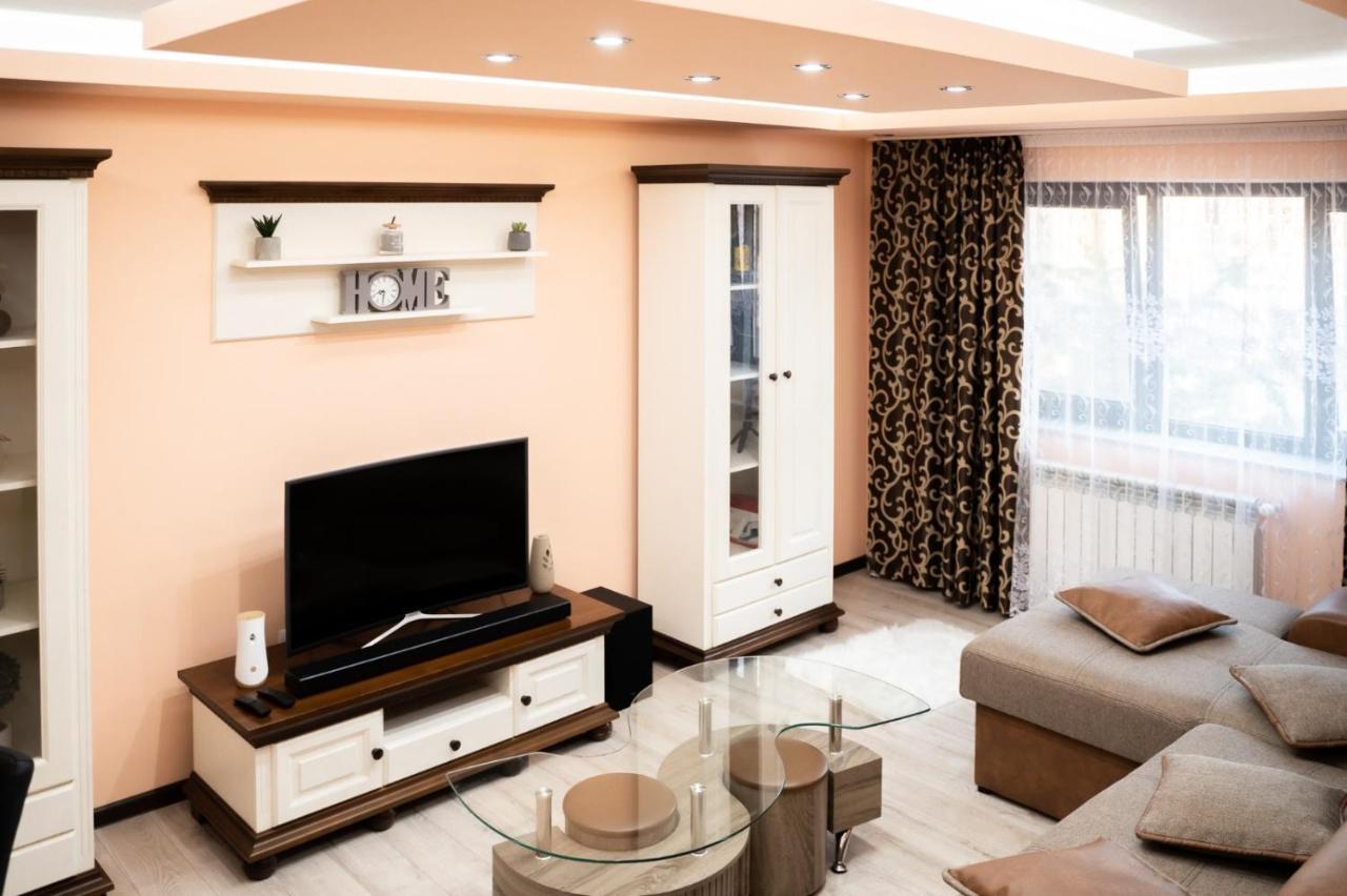 Apartament Luxury Appartement Gura Humorului Buitenkant foto